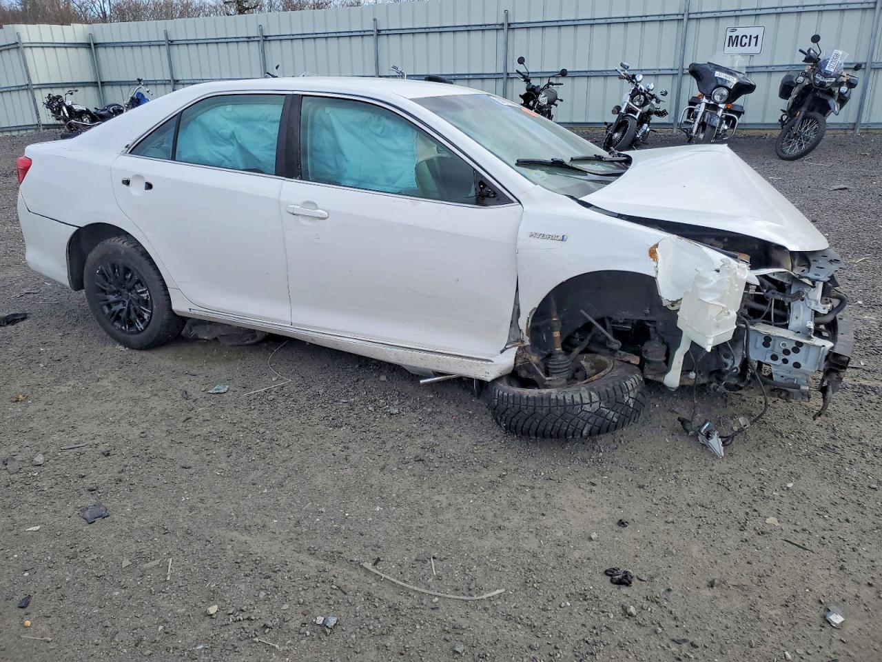 2012 TOYOTA CAMRY HYBRID photo 4