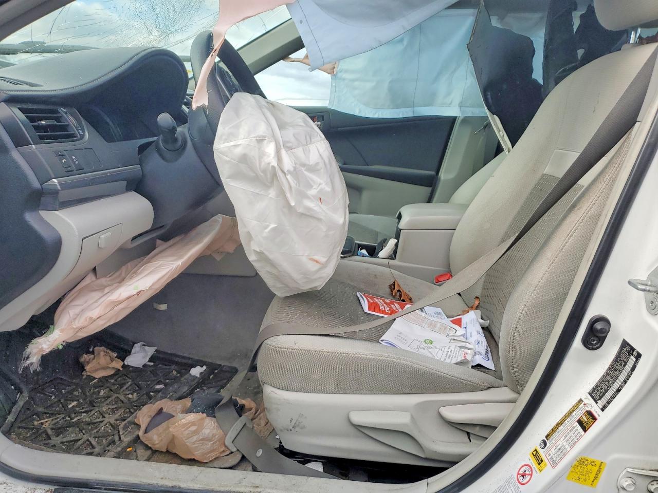2012 TOYOTA CAMRY HYBRID photo 7