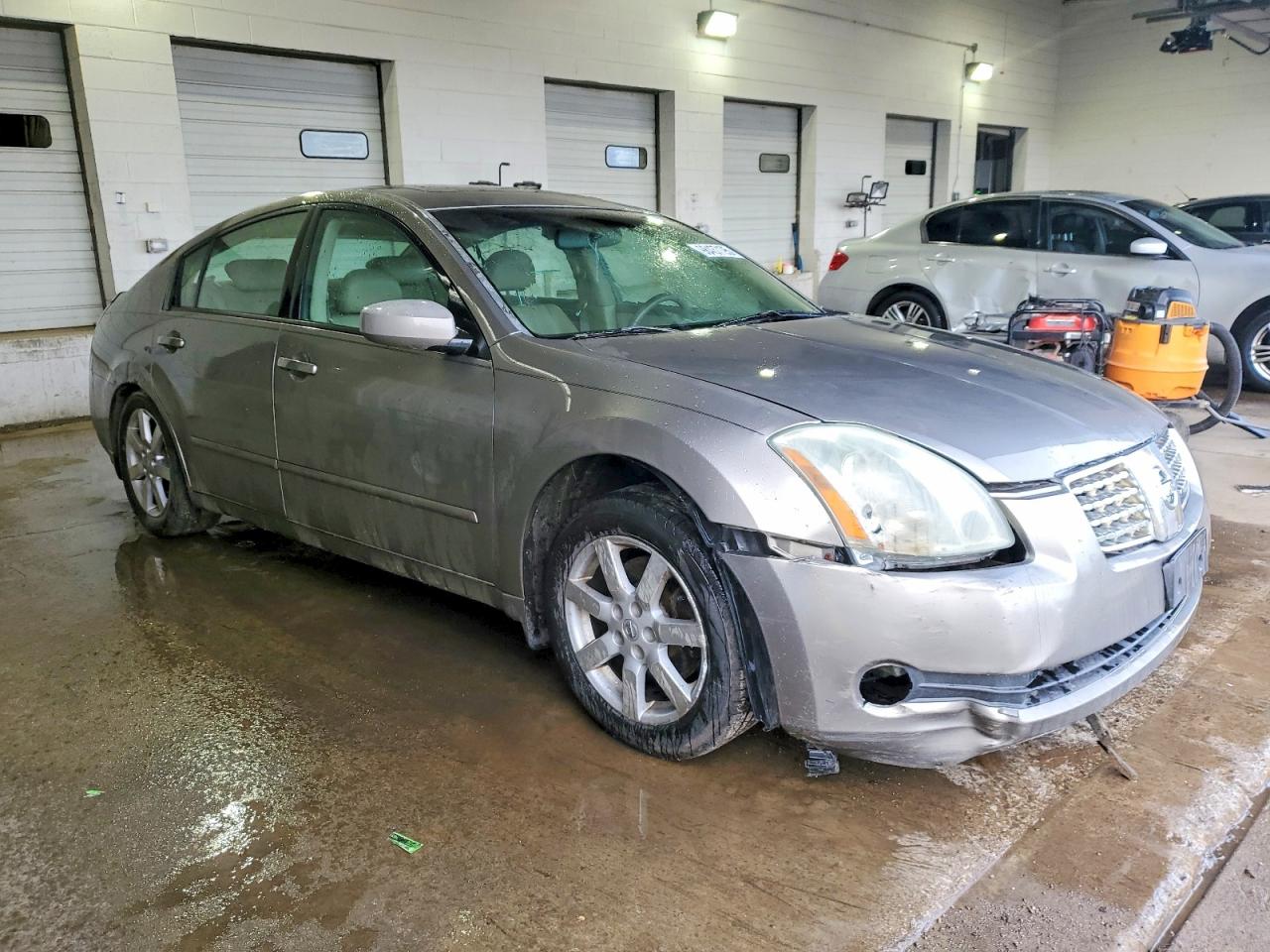 2006 NISSAN MAXIMA SE photo 4