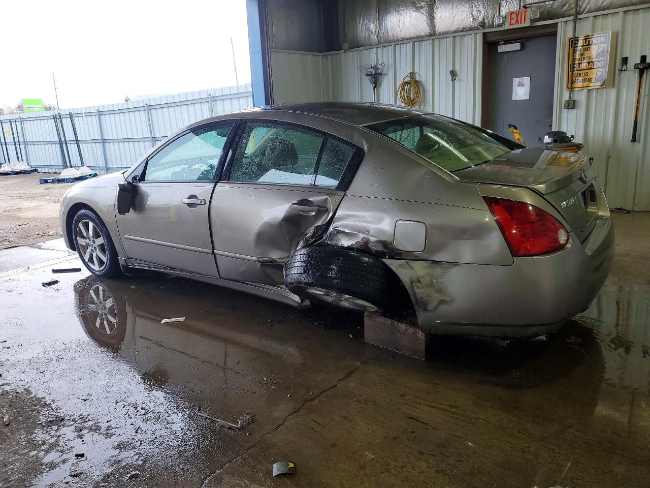 2006 NISSAN MAXIMA SE photo 2