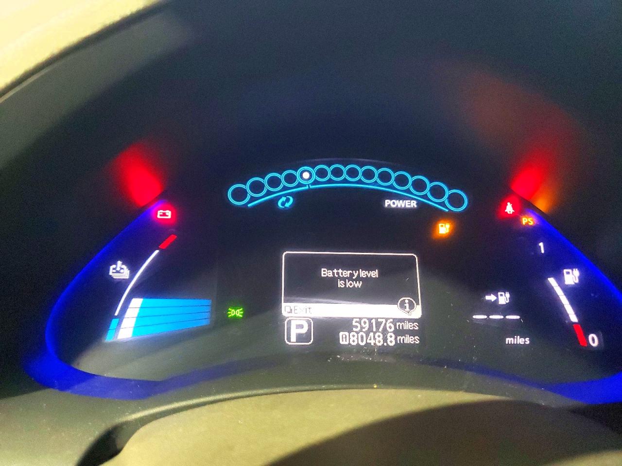 2012 NISSAN LEAF SV photo 9