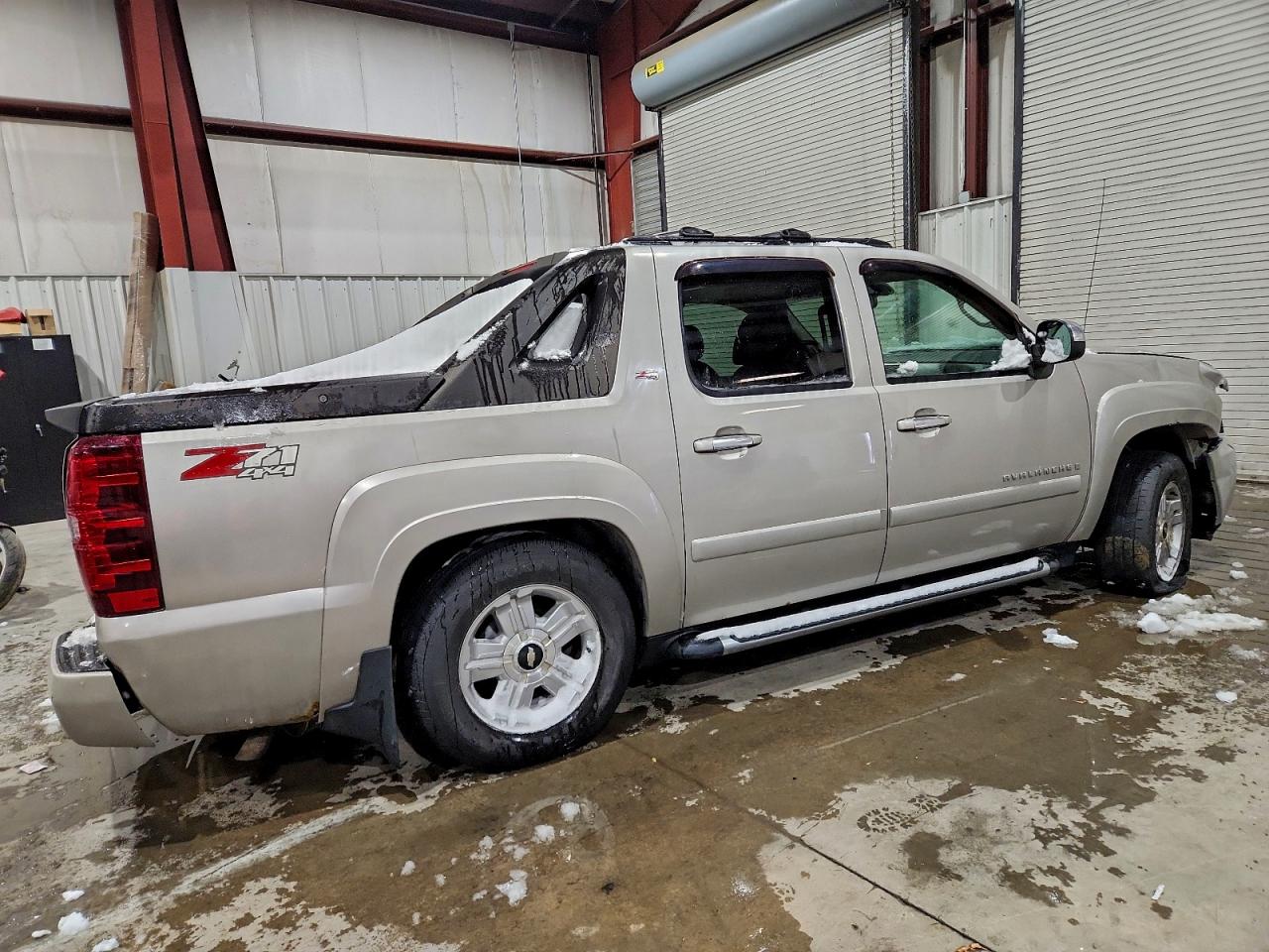 2007 CHEVROLET AVALANCHE K1500 photo 3