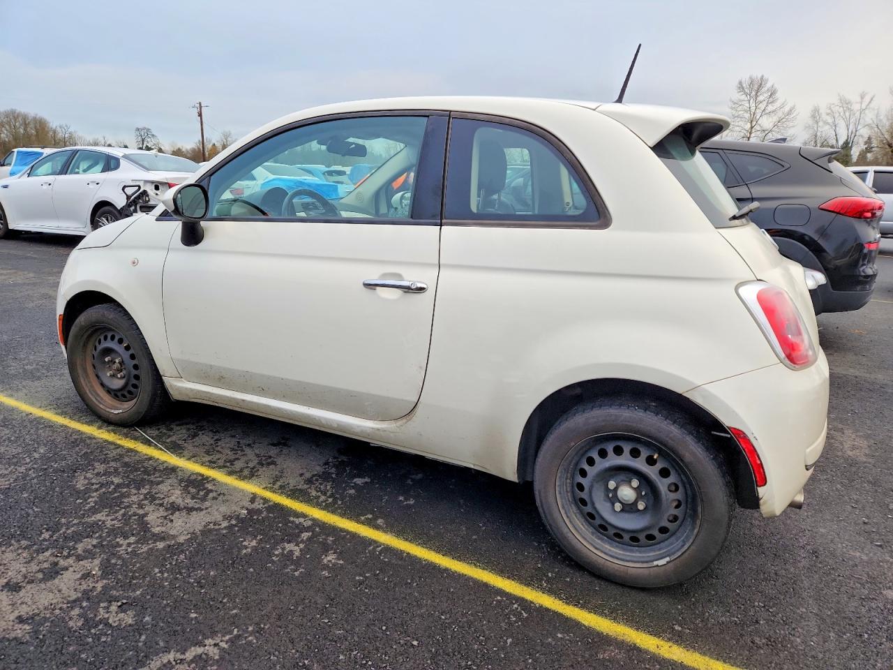 2015 FIAT 500 POP photo 3