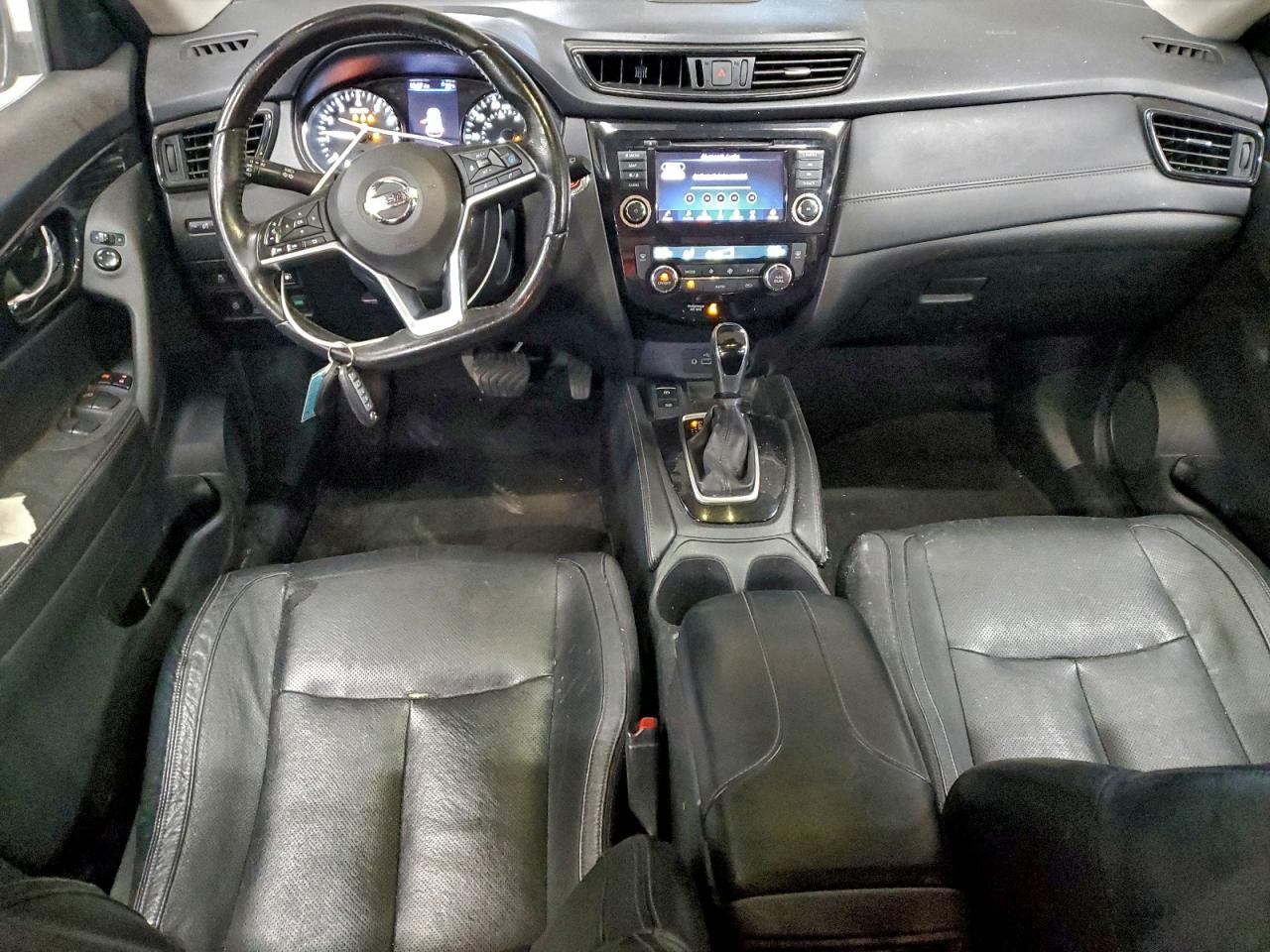 2018 NISSAN ROGUE S photo 8