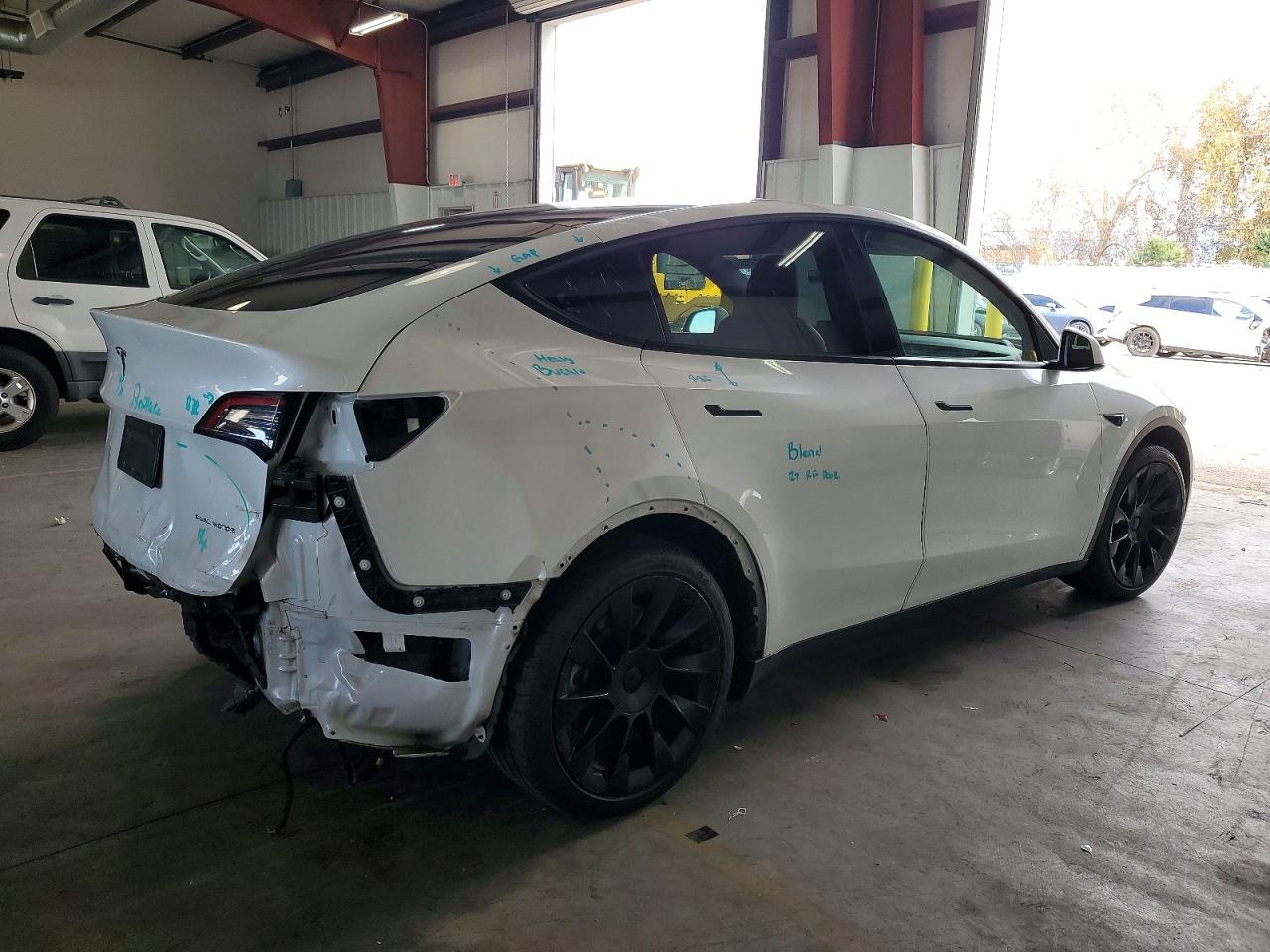 2021 TESLA MODEL Y photo 3