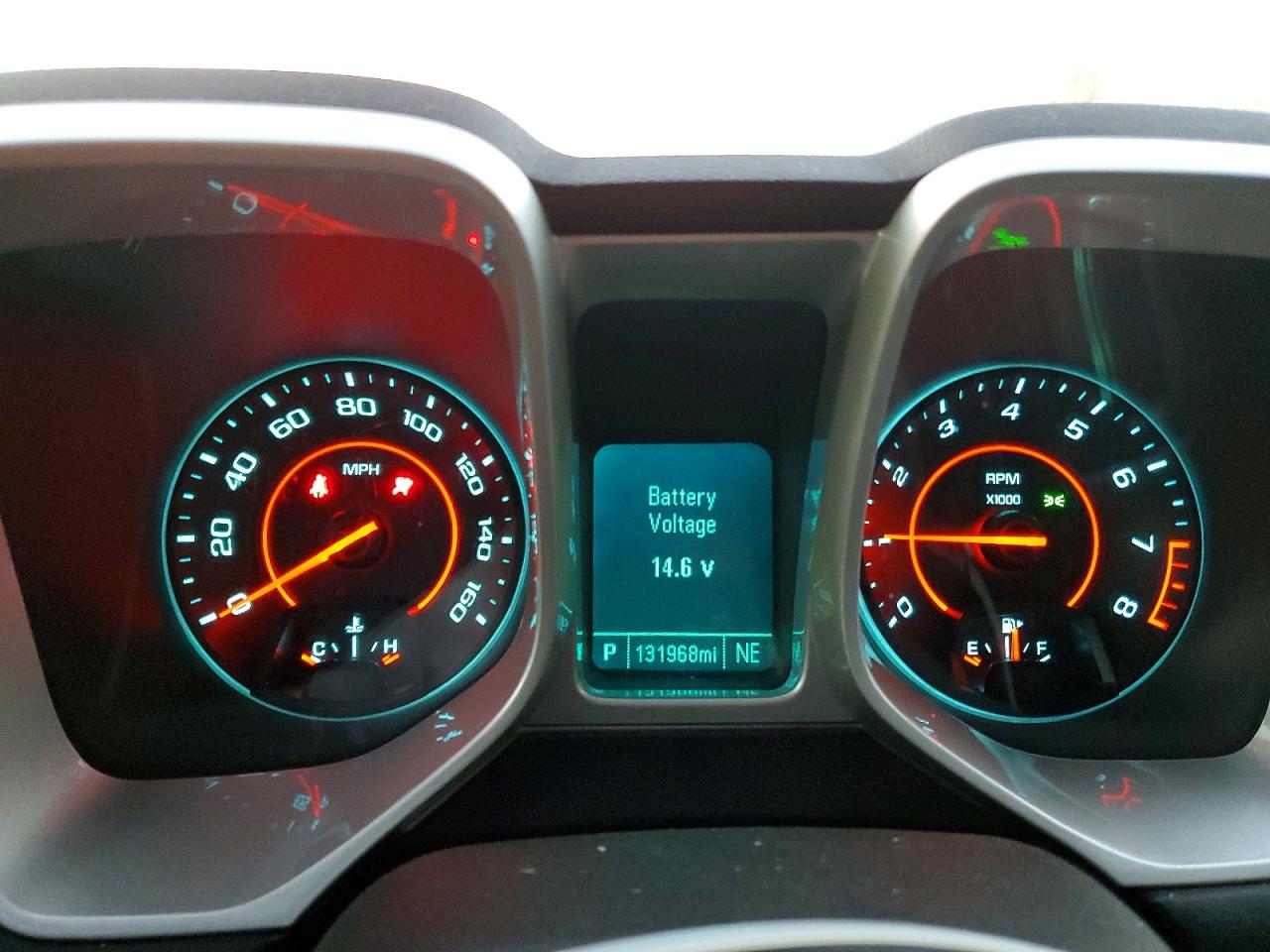 2015 CHEVROLET CAMARO LT photo 9