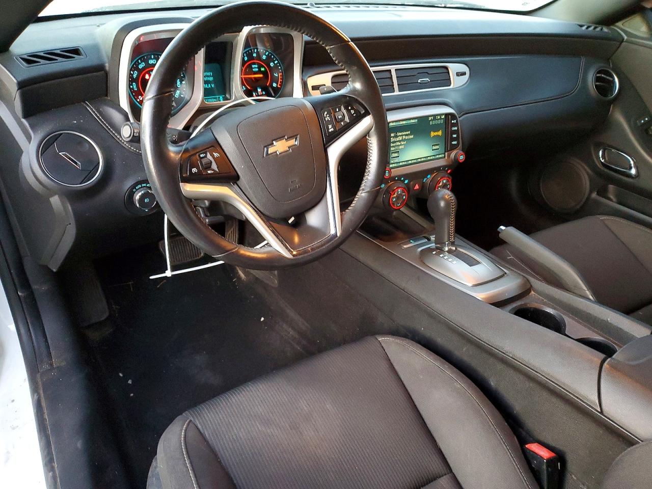 2015 CHEVROLET CAMARO LT photo 8