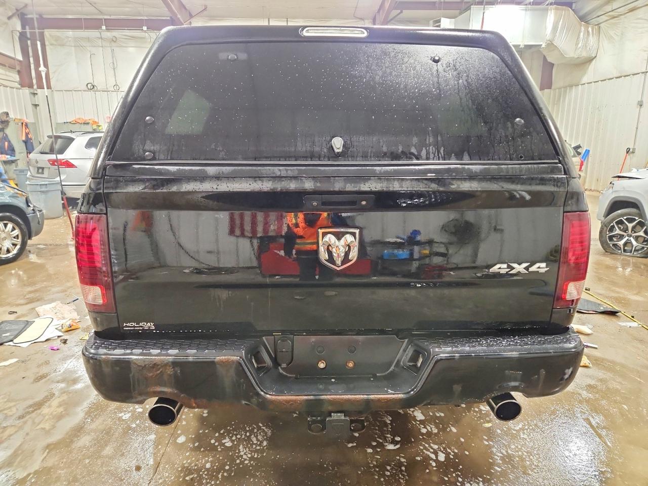 2013 RAM 1500 SPORT photo 16