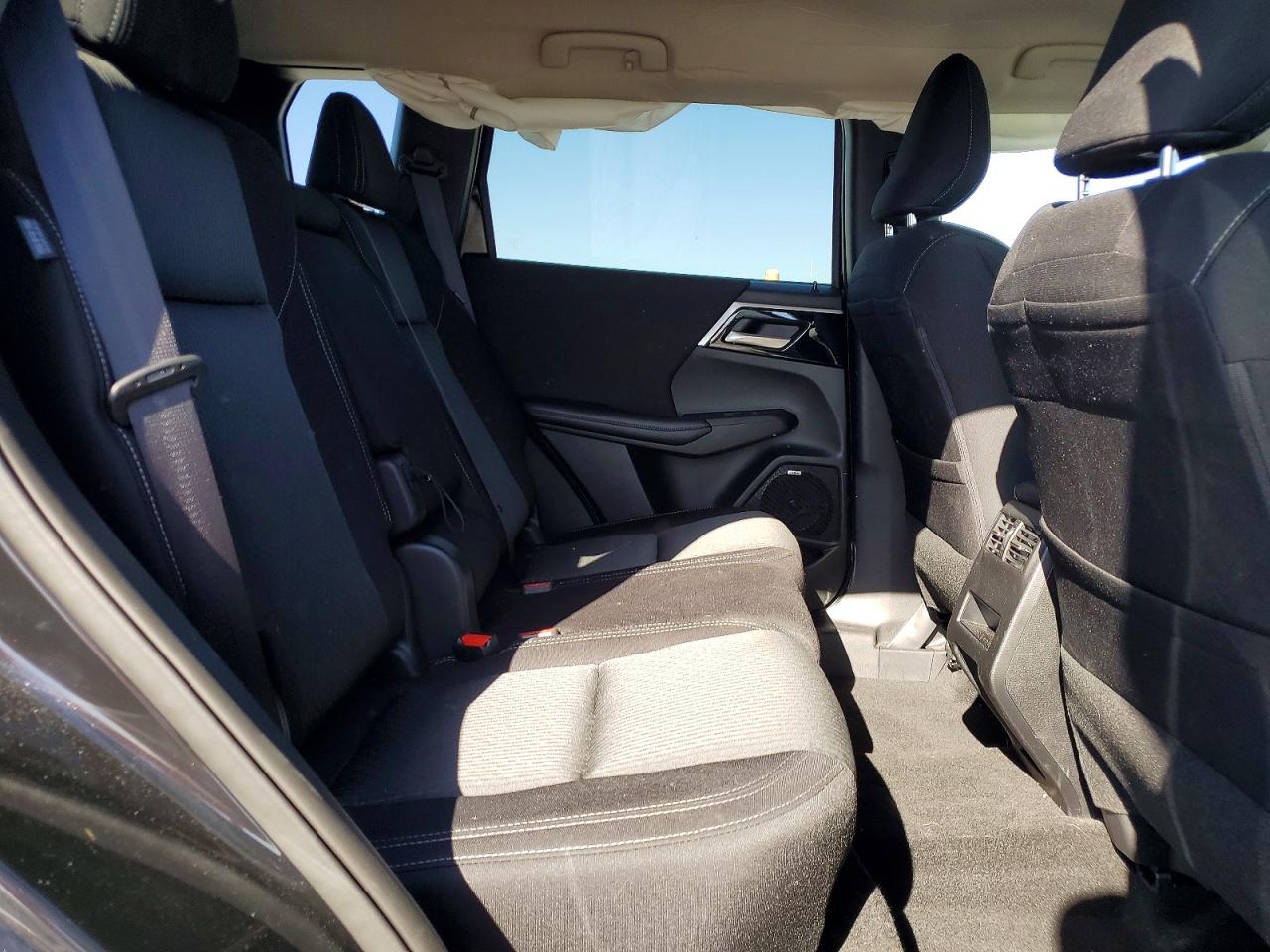 2025 MITSUBISHI OUTLANDER ES photo 21