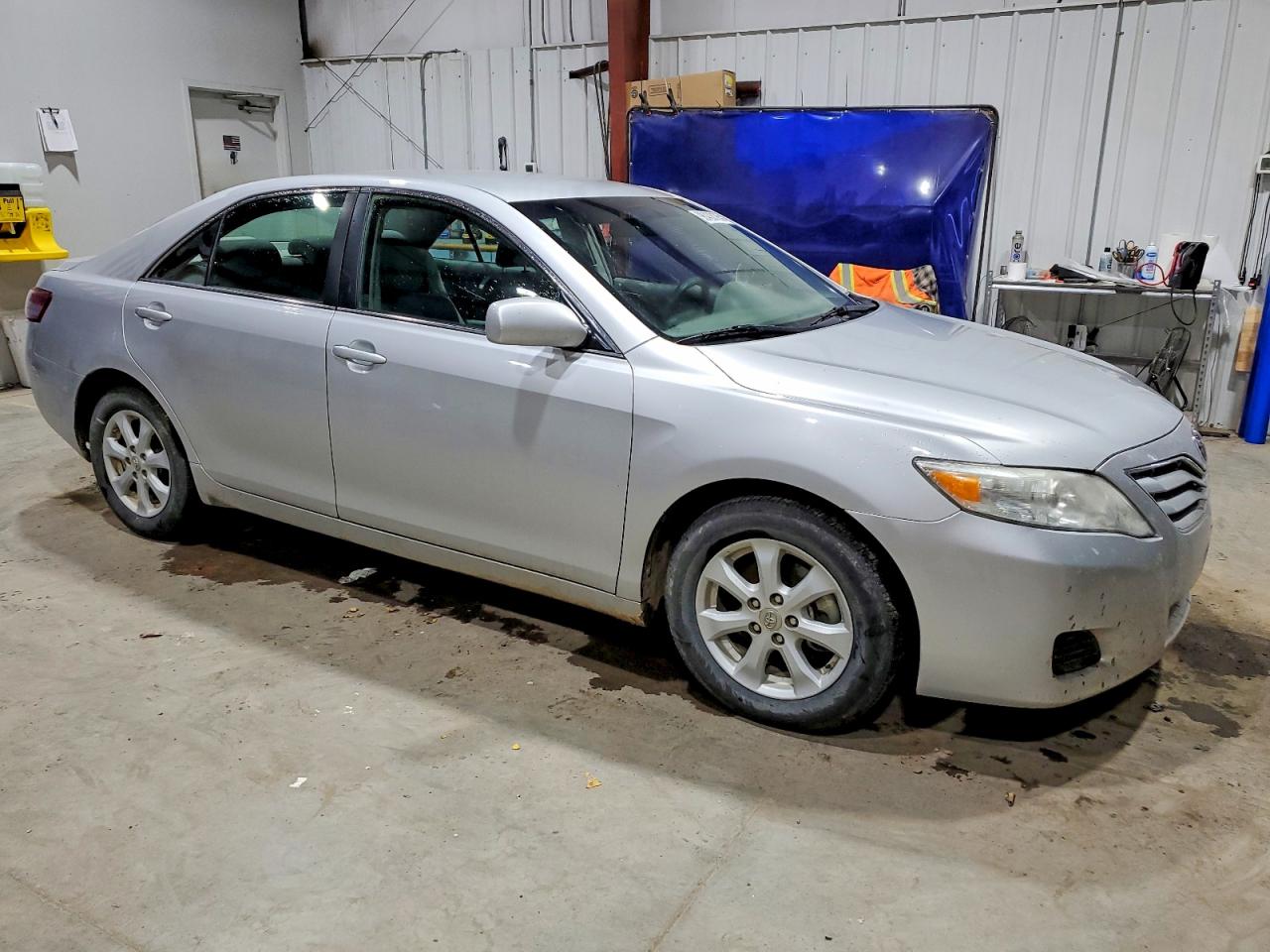 2010 TOYOTA CAMRY BASE photo 7