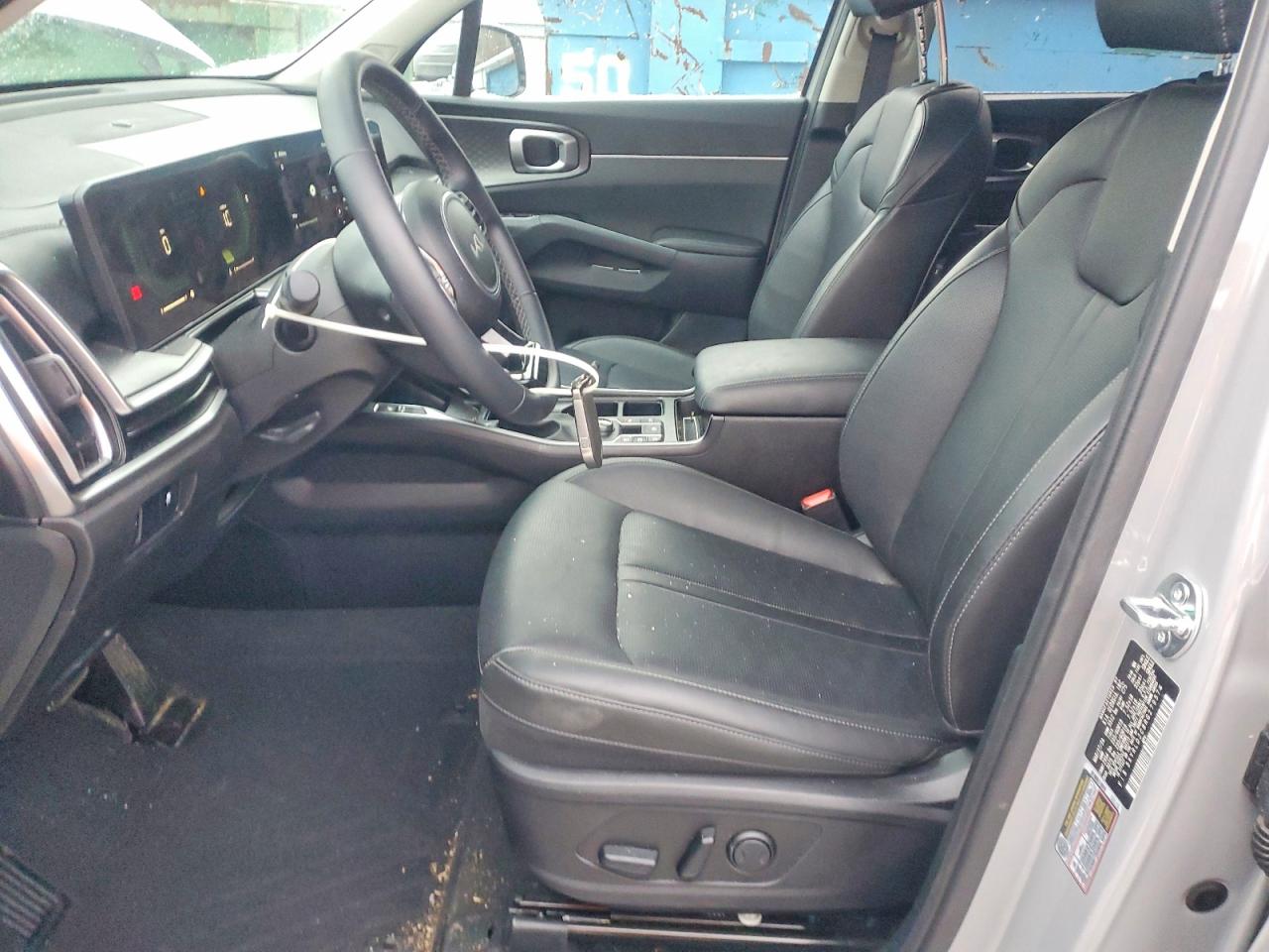 2024 KIA SORENTO S photo 7