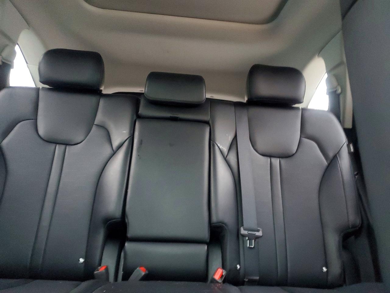 2024 KIA SORENTO S photo 10