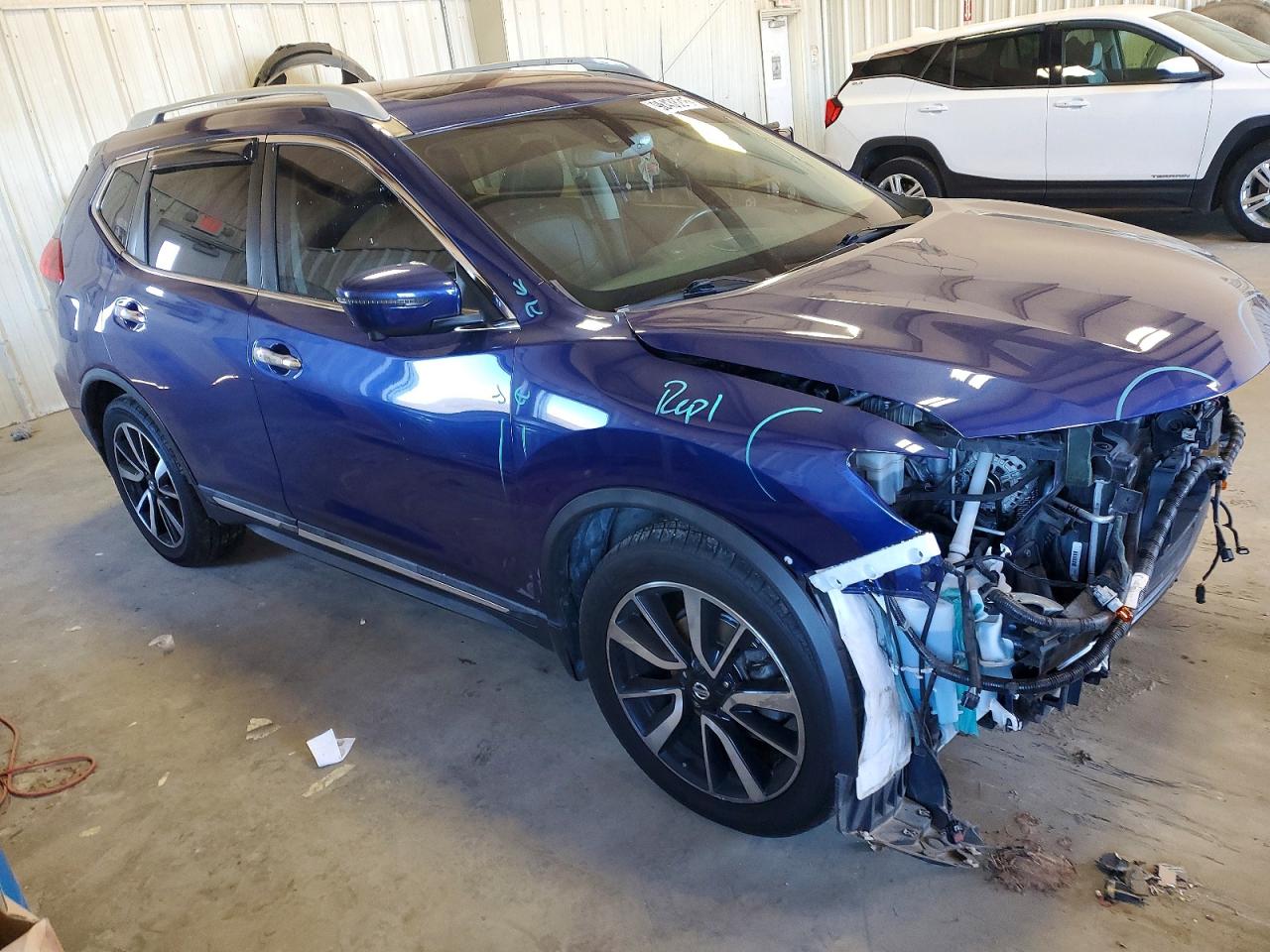 2019 NISSAN ROGUE S photo 7