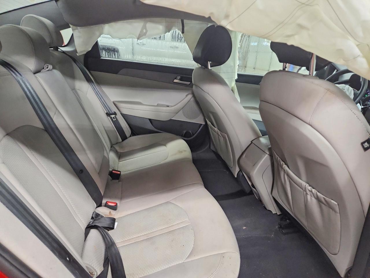 2017 HYUNDAI SONATA SE photo 10