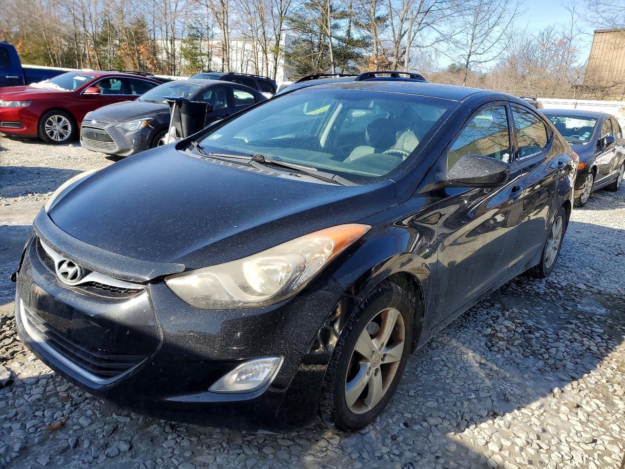 2013 HYUNDAI ELANTRA