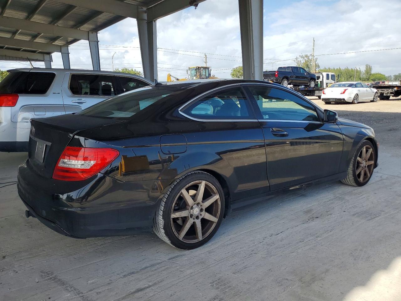 2013 MERCEDES-BENZ C 250 photo 3