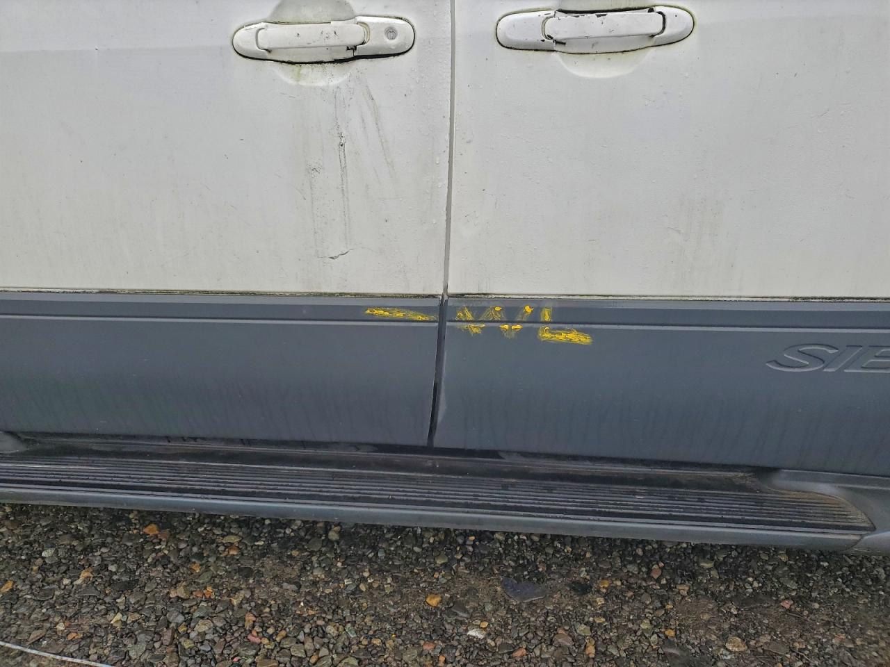 2002 TOYOTA SIENNA LE photo 25