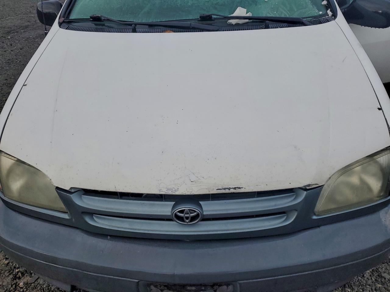 2002 TOYOTA SIENNA LE photo 23
