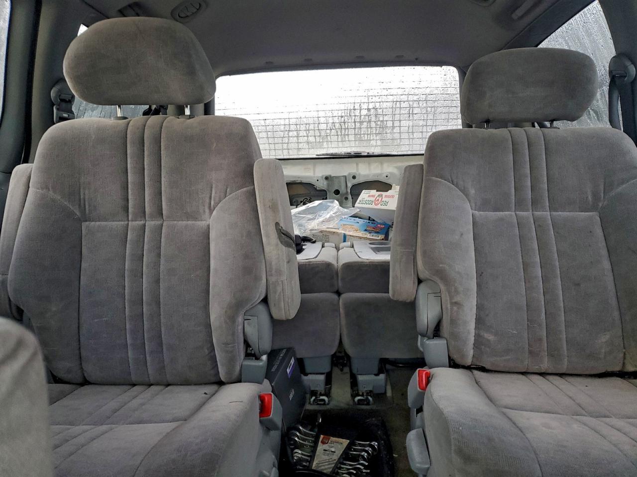 2002 TOYOTA SIENNA LE photo 19