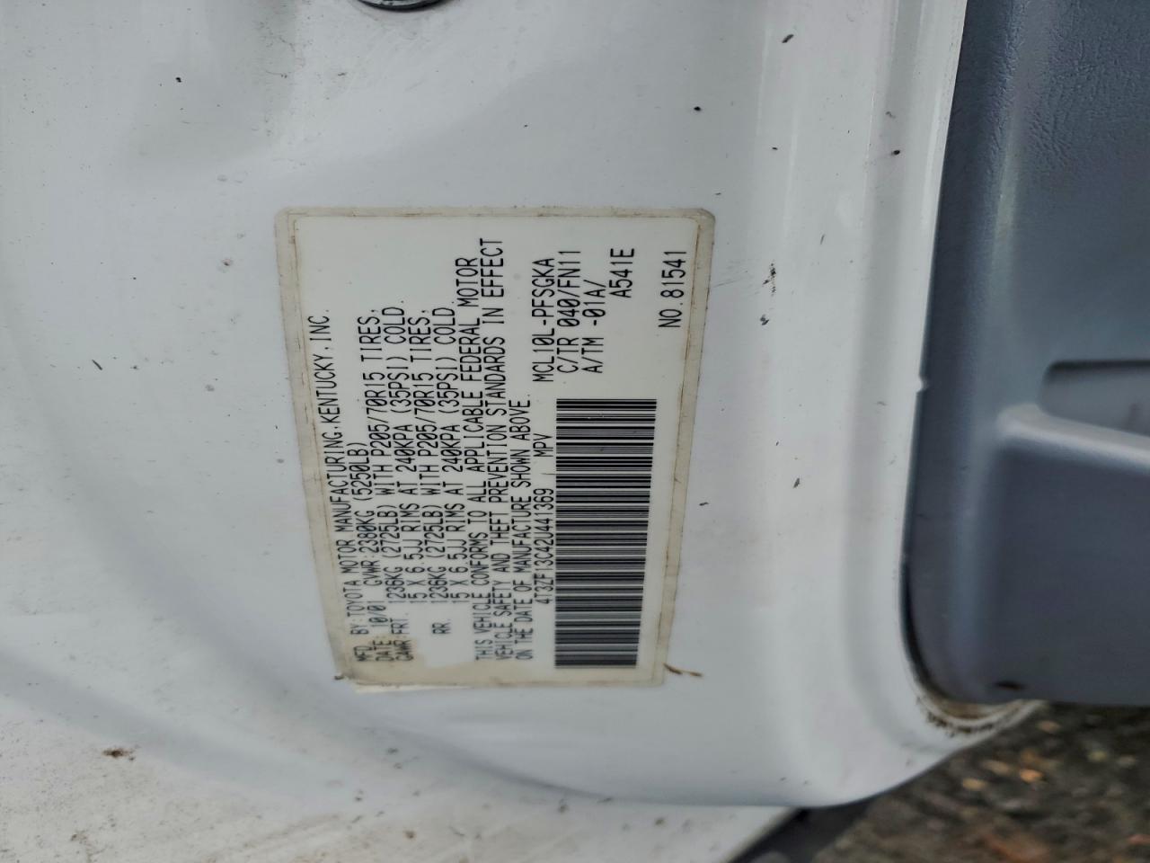 2002 TOYOTA SIENNA LE photo 27
