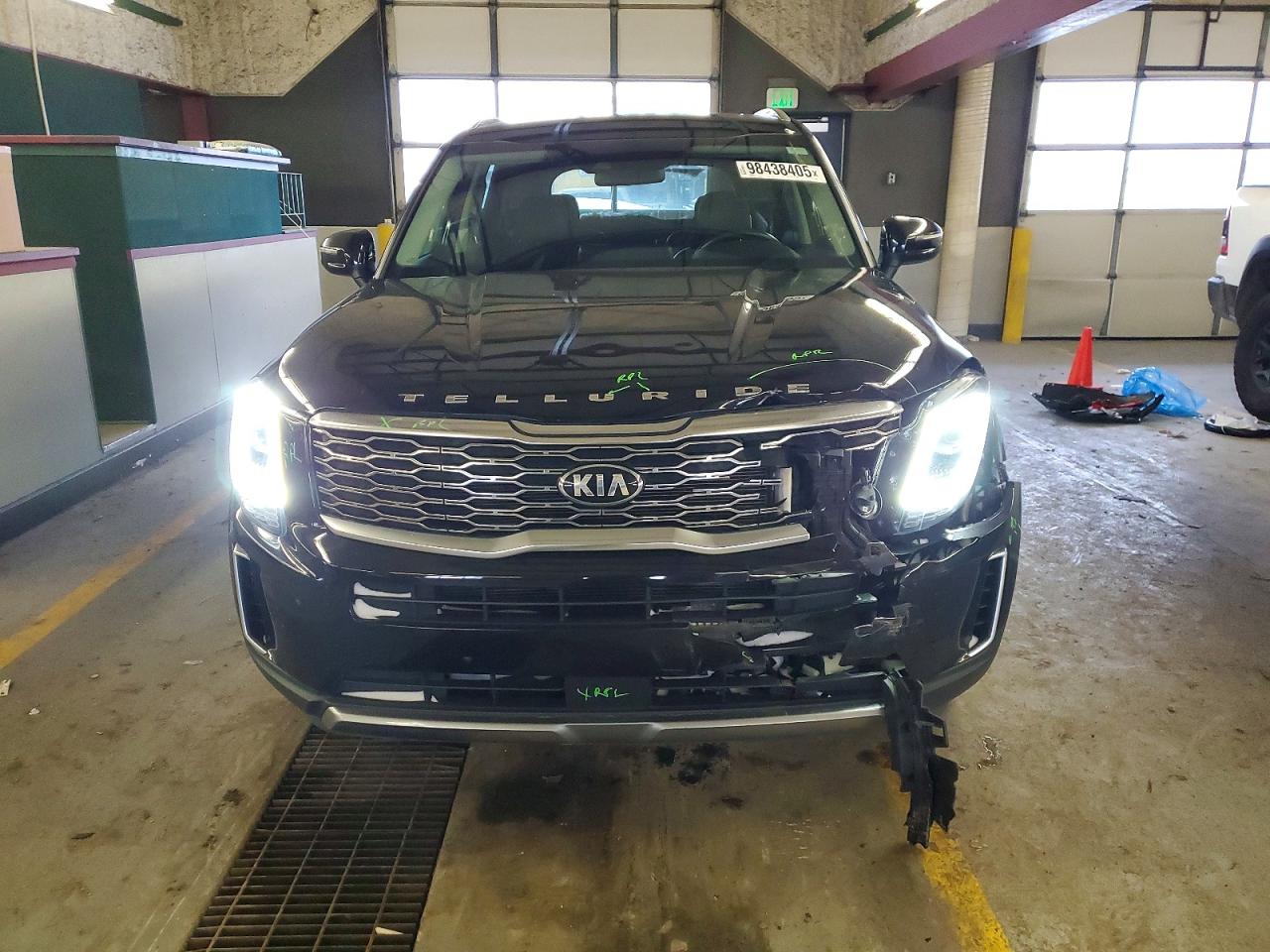 2021 KIA TELLURIDE S photo 5