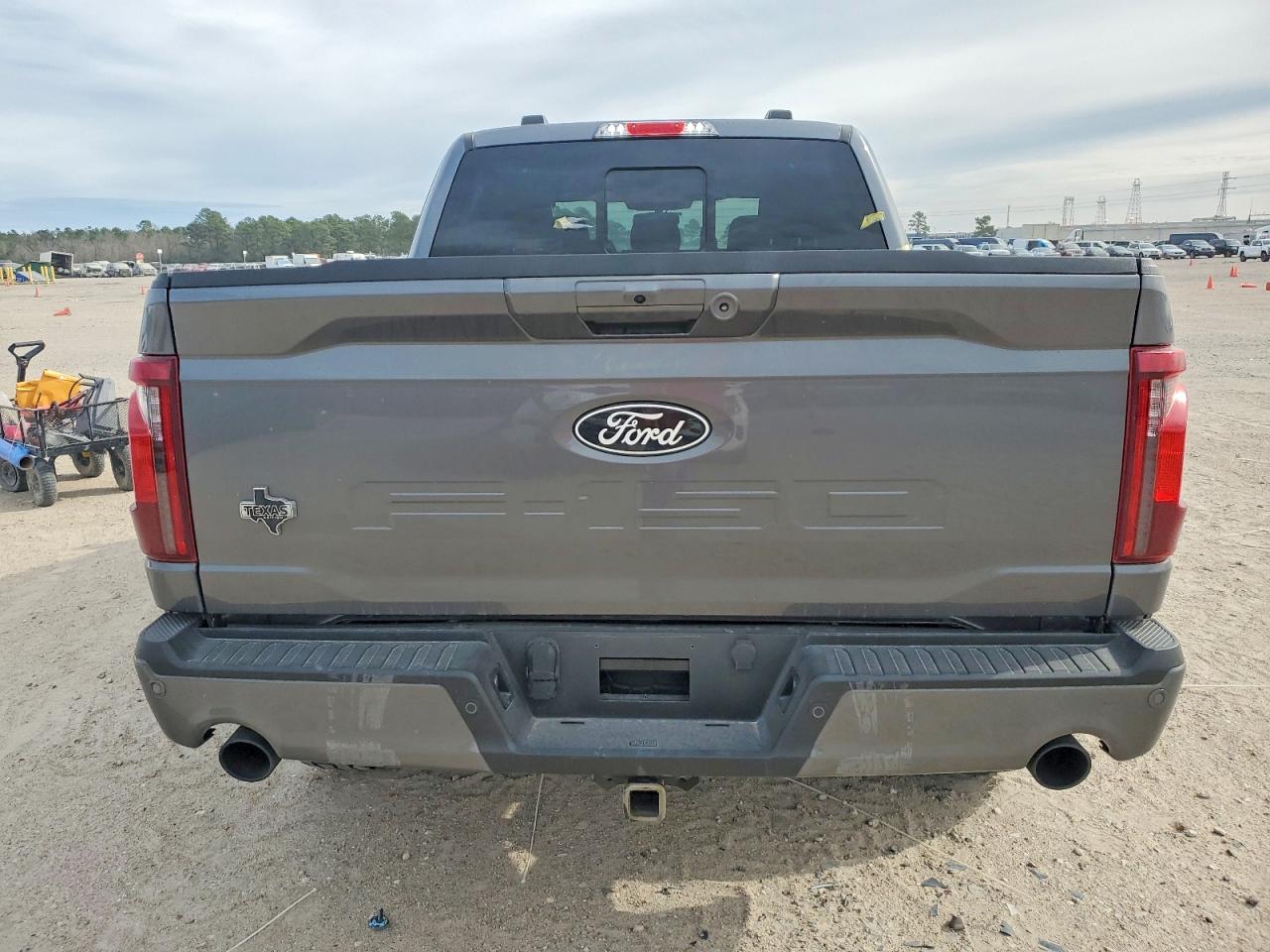 2025 FORD F150 XLT photo 11