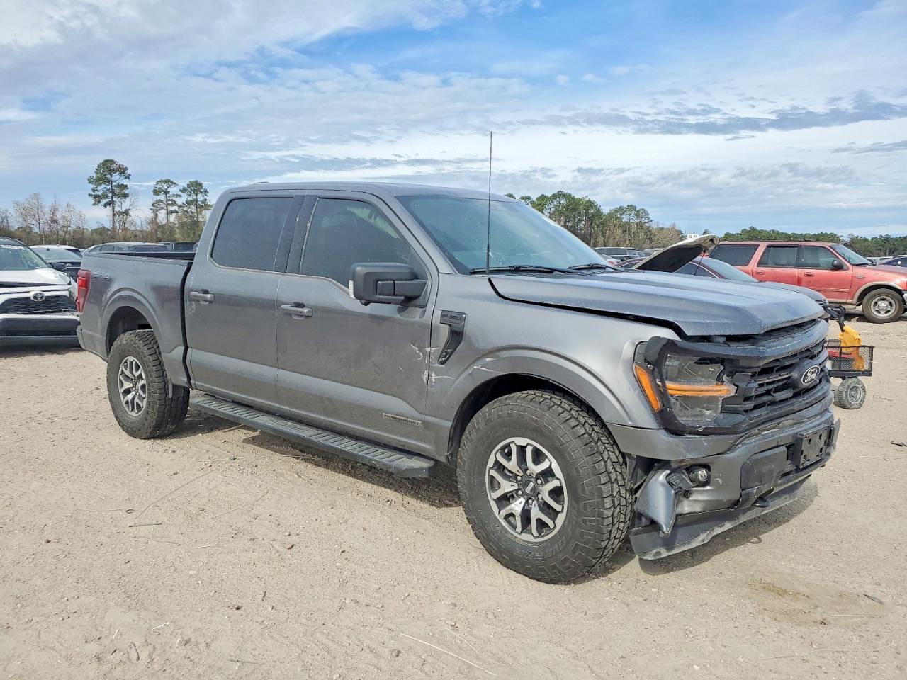2025 FORD F150 XLT photo 7