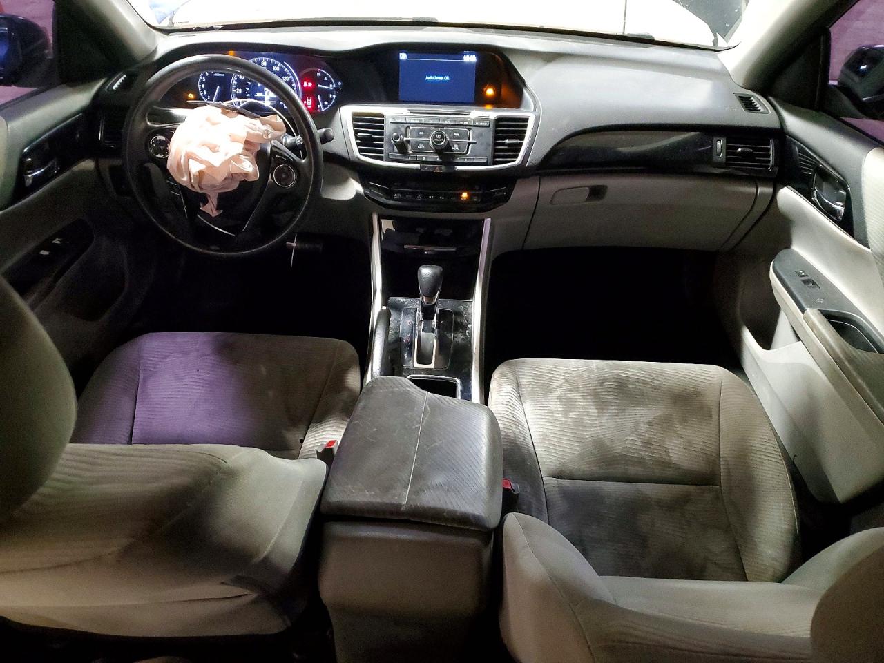 2017 HONDA ACCORD LX photo 8