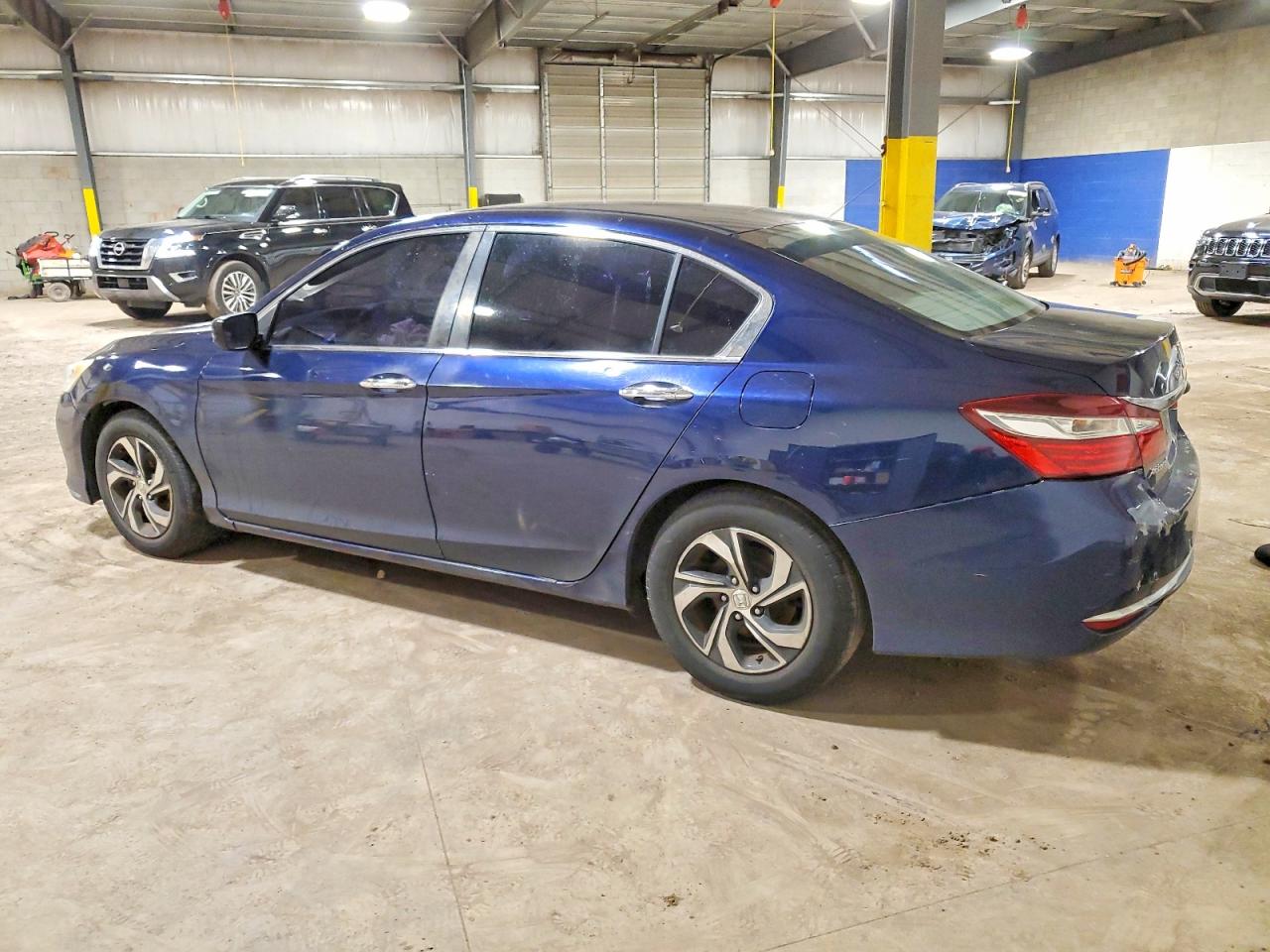 2017 HONDA ACCORD LX photo 2