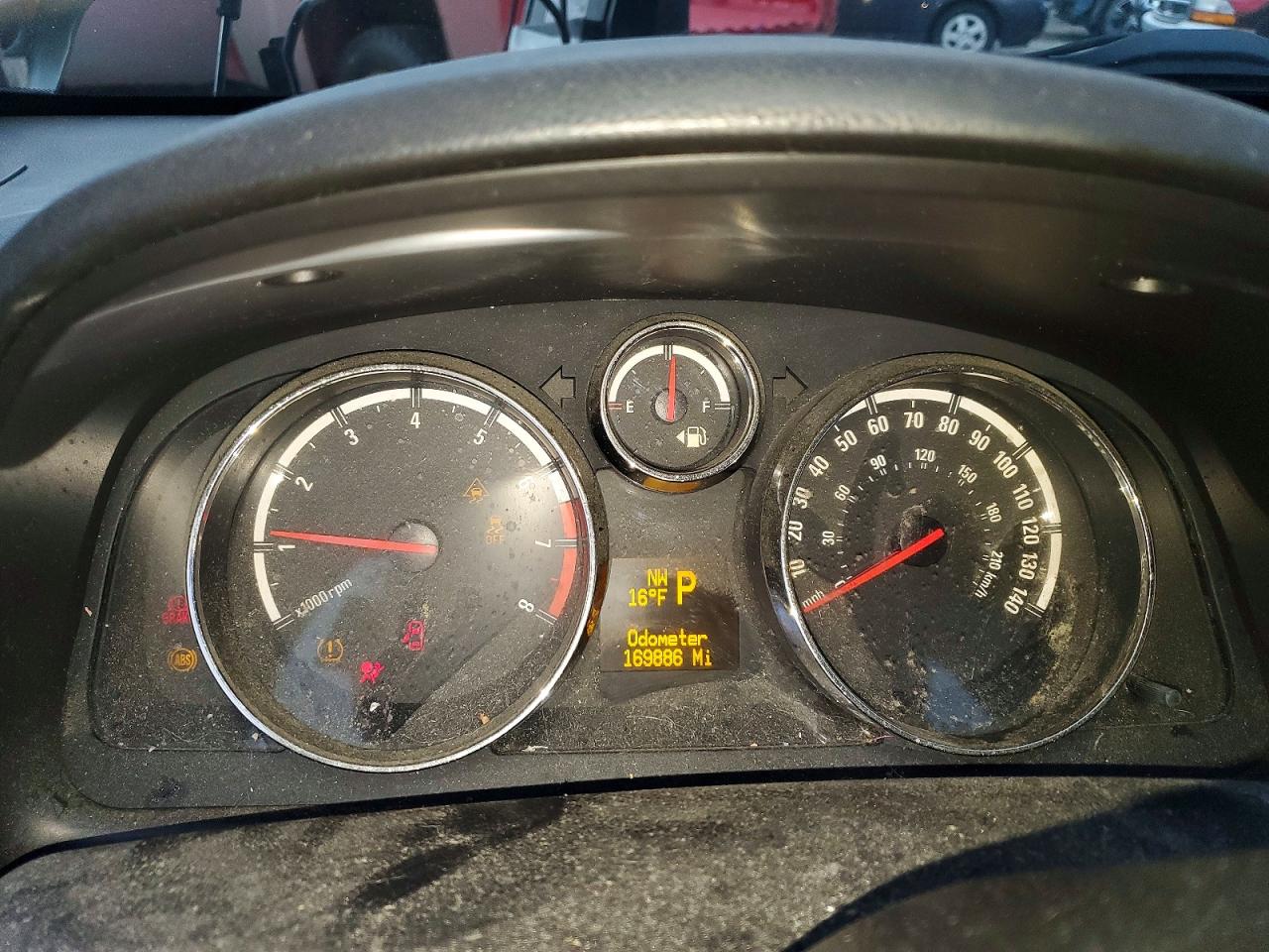 2009 SATURN VUE XR photo 9