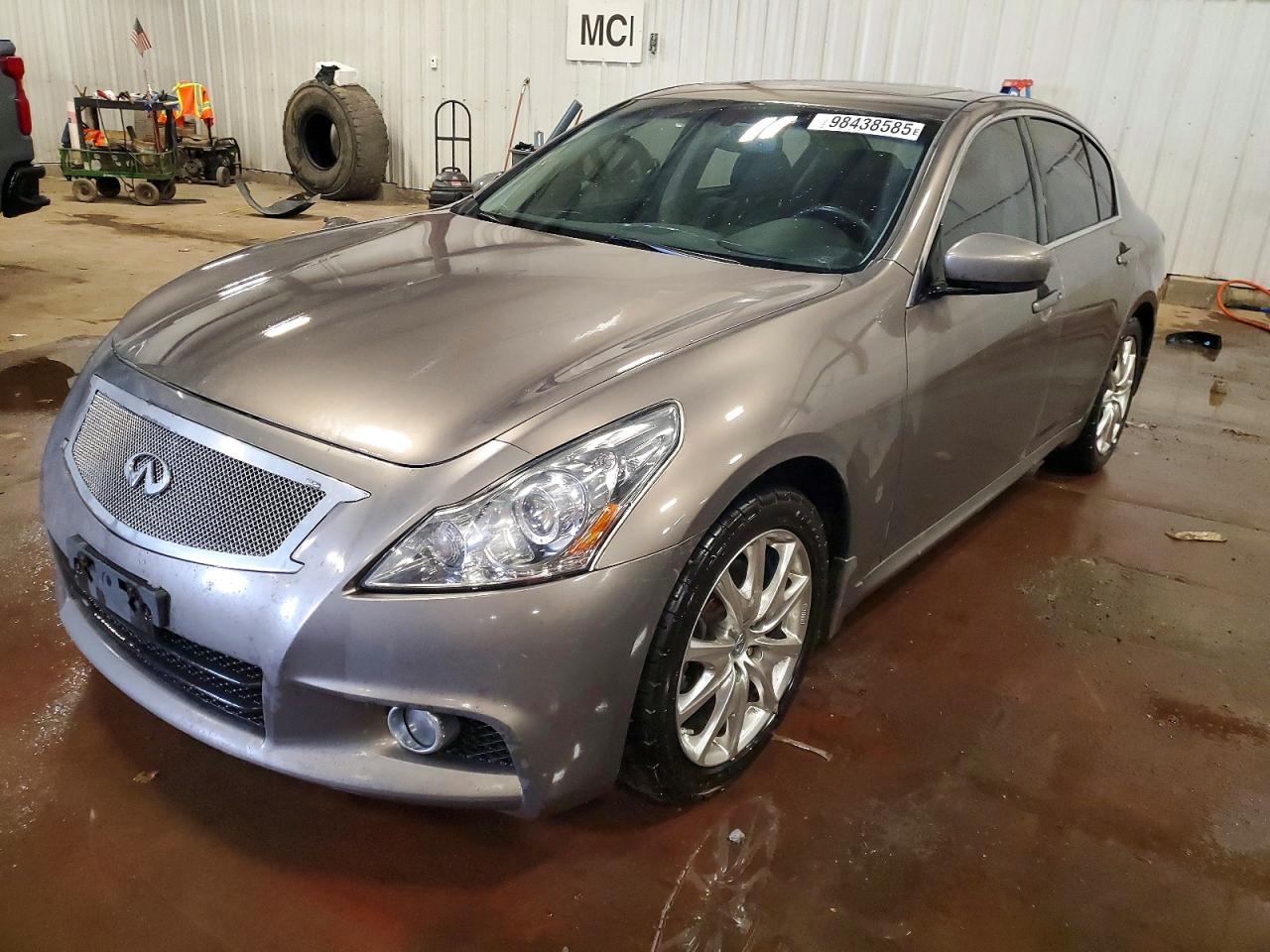 2010 INFINITI G37