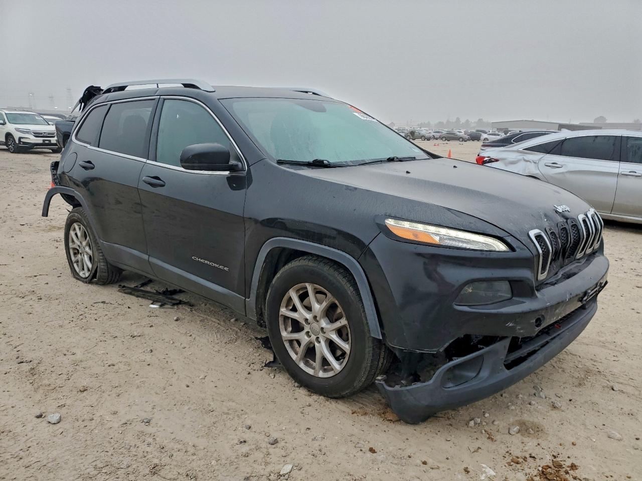 2016 JEEP CHEROKEE LATITUDE photo 10
