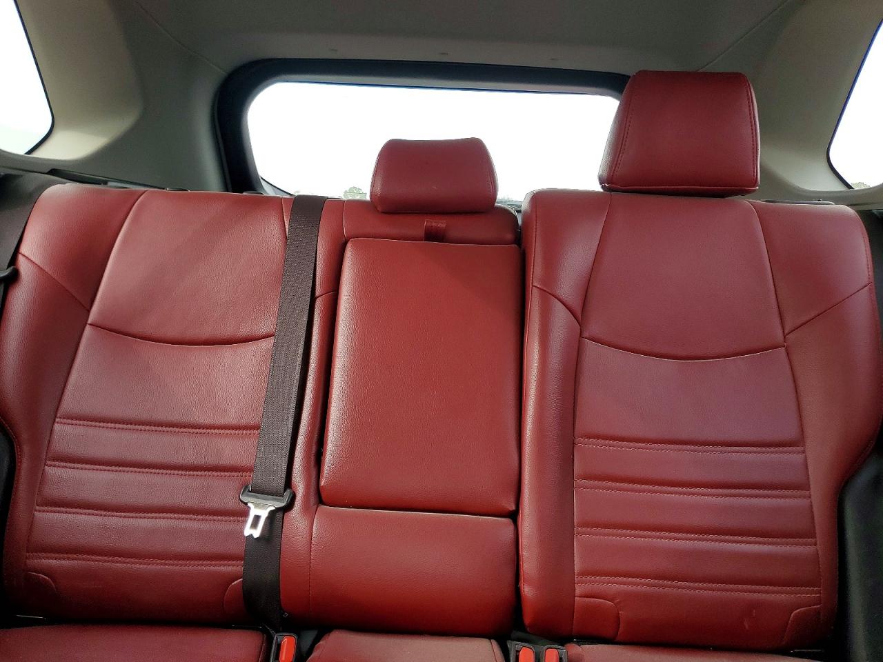 2019 TOYOTA RAV4 XLE photo 37