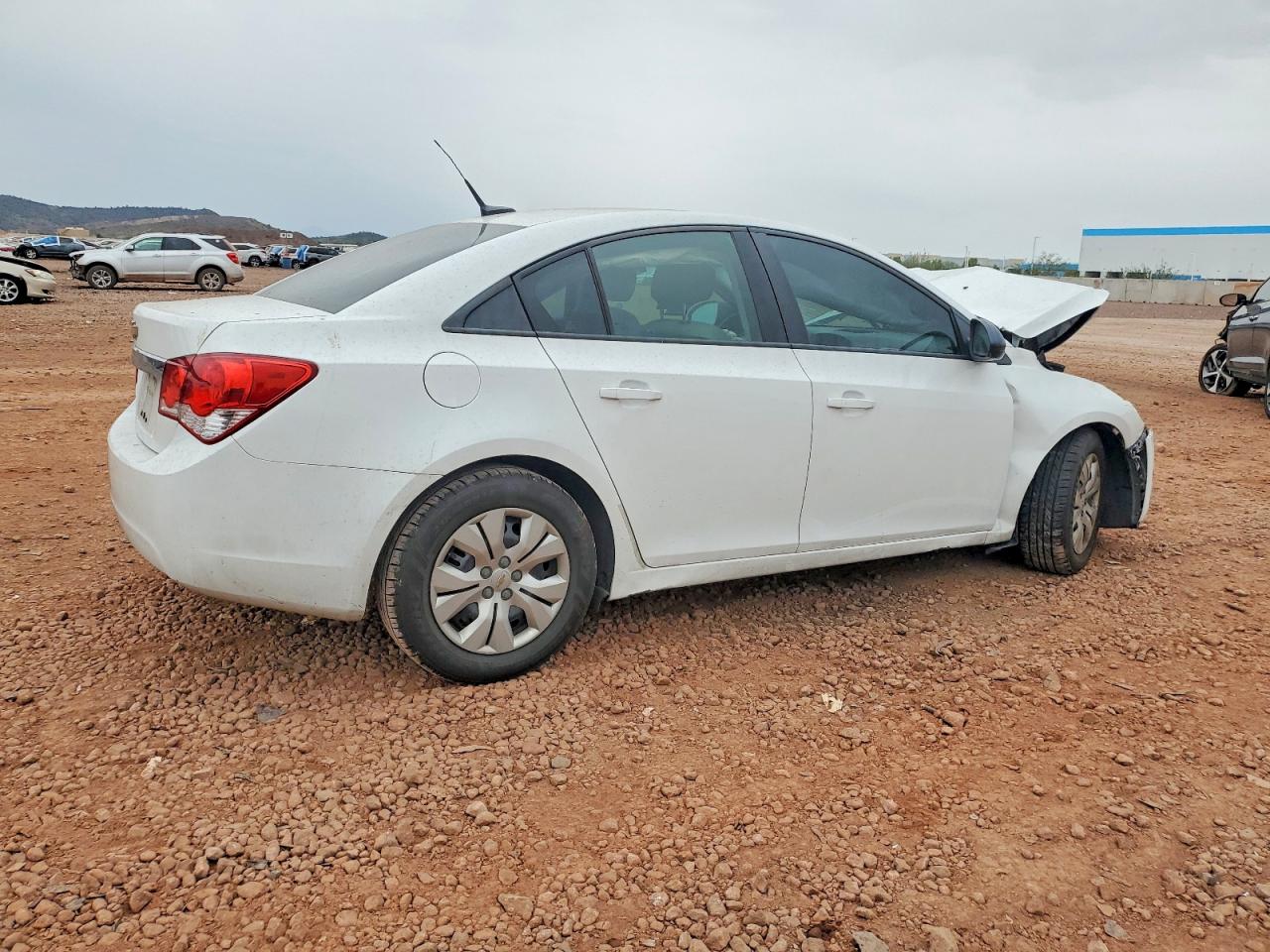 2014 CHEVROLET CRUZE LS photo 3