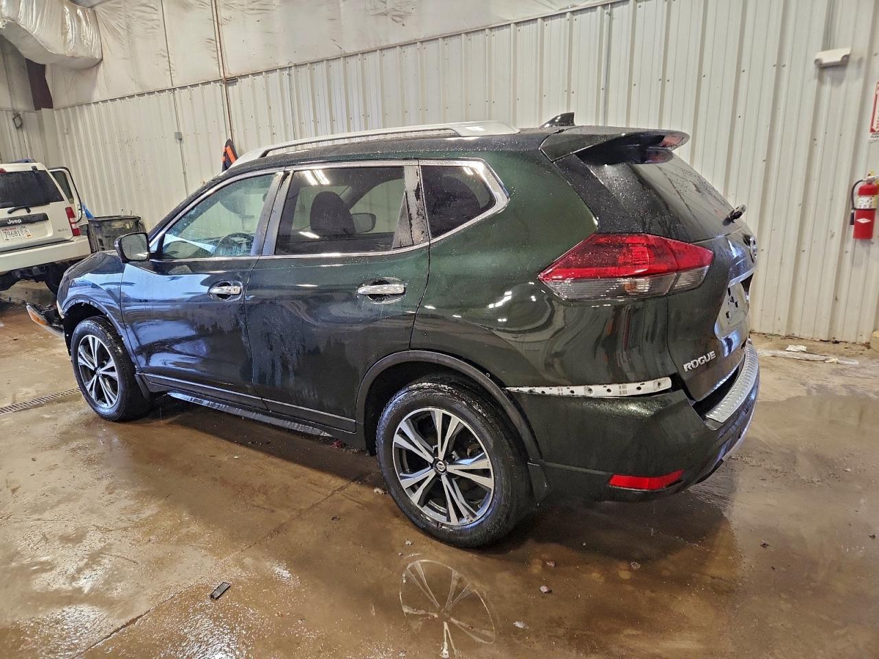 2019 NISSAN ROGUE S photo 2