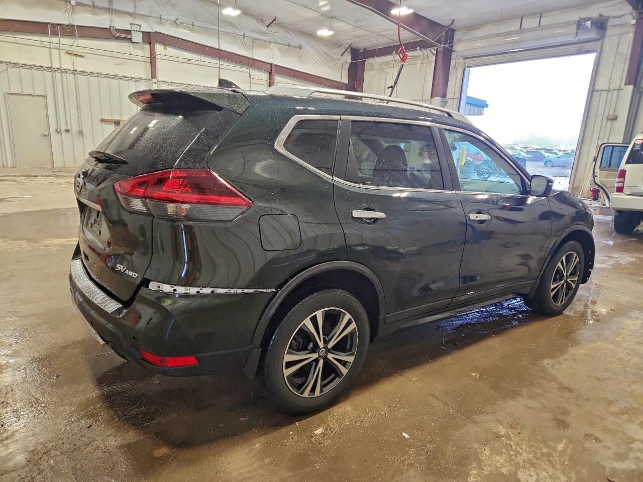 2019 NISSAN ROGUE S photo 3