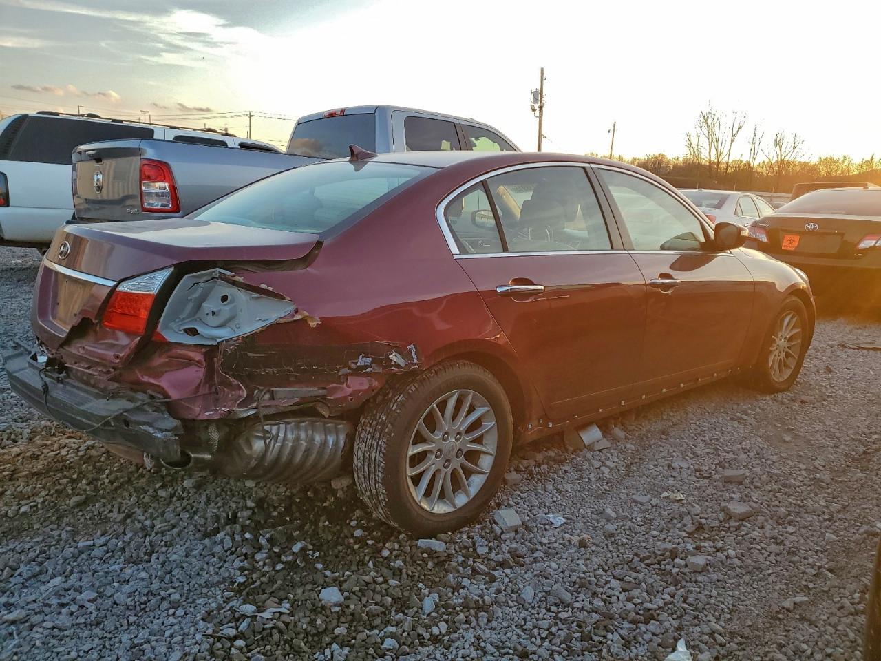 2011 HYUNDAI GENESIS 3.8L photo 3