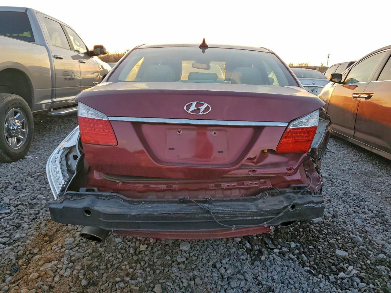 2011 HYUNDAI GENESIS 3.8L photo 6