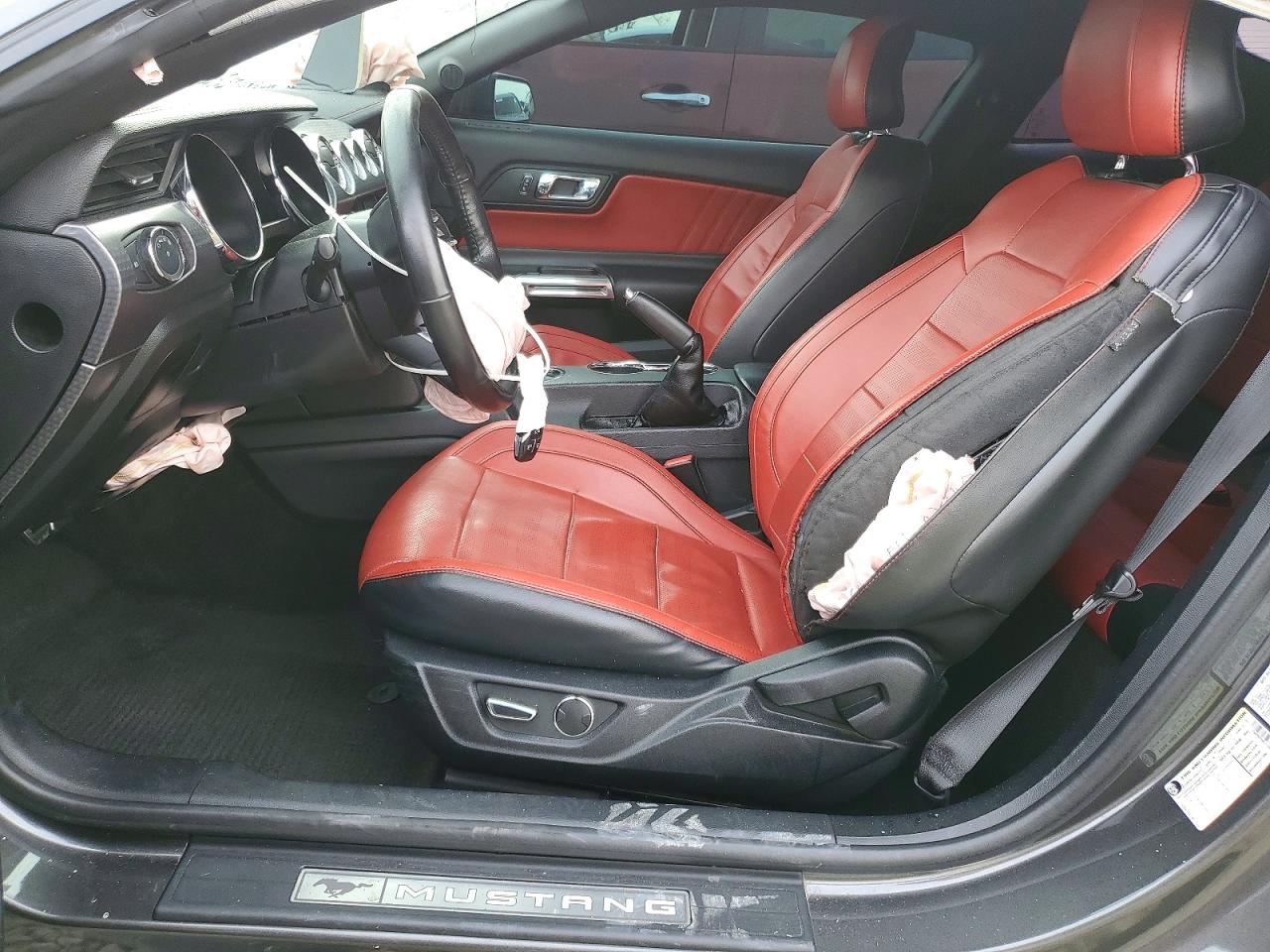 2017 FORD MUSTANG GT photo 7
