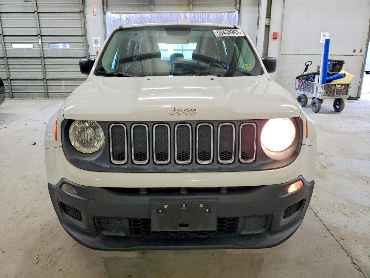 2015 JEEP RENEGADE SPORT photo 5
