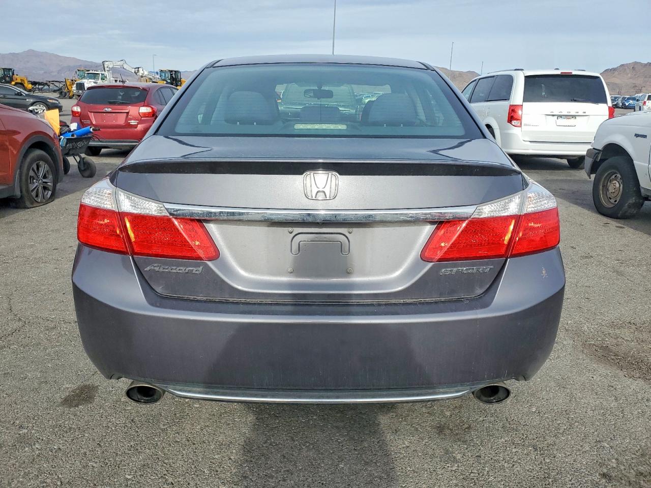 2013 HONDA ACCORD SPORT photo 6