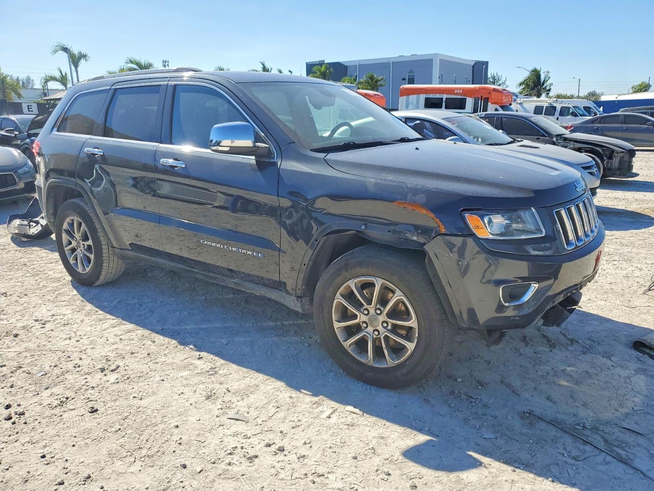 2015 JEEP GRAND CHEROKEE LIMITED photo 4
