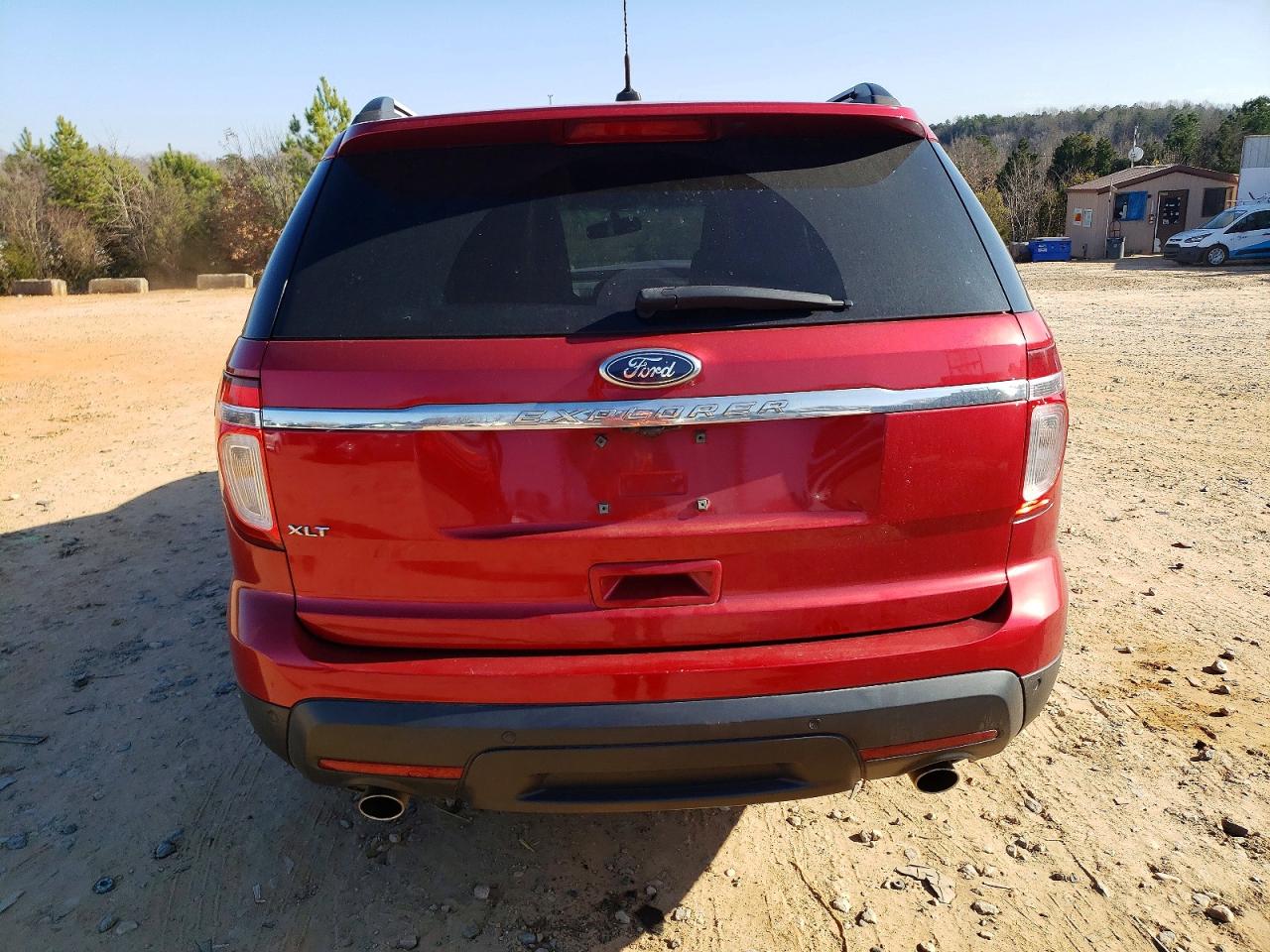 2011 FORD EXPLORER XLT photo 6