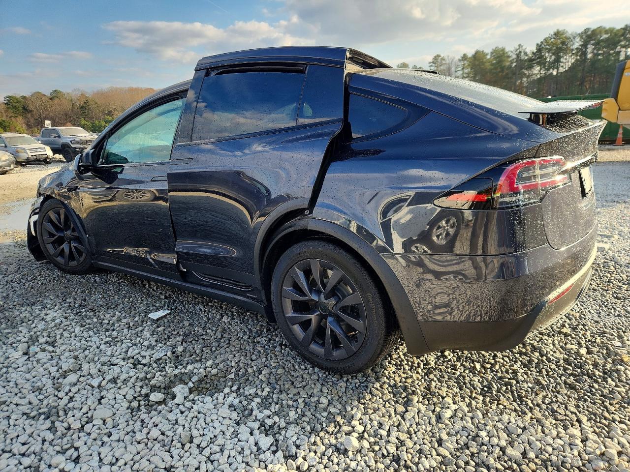 2024 TESLA MODEL X photo 2