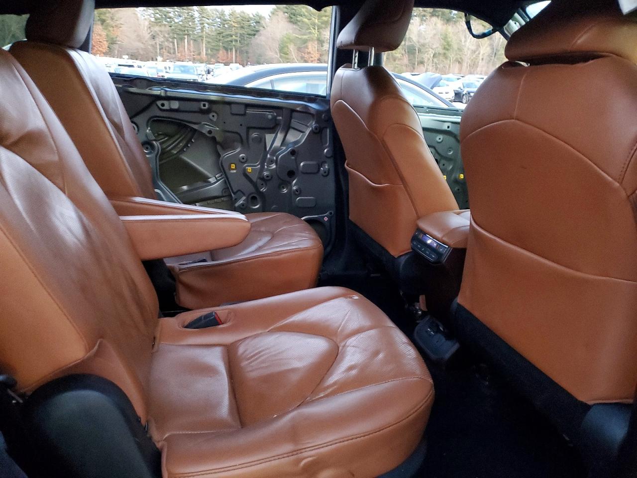 2021 TOYOTA HIGHLANDER PLATINUM photo 11