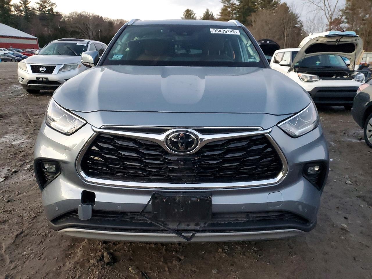 2021 TOYOTA HIGHLANDER PLATINUM photo 5
