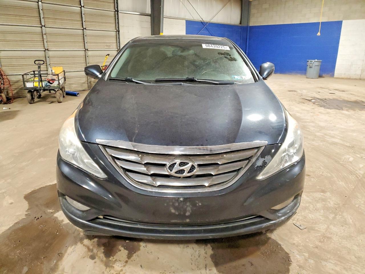 2012 HYUNDAI SONATA SE photo 5