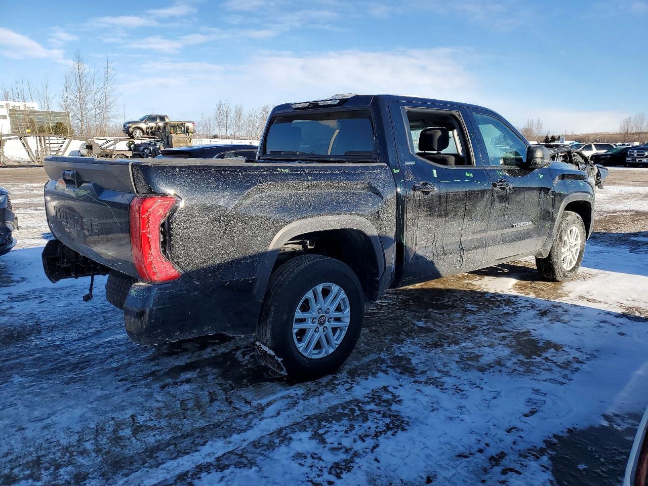 2024 TOYOTA TUNDRA CREWMAX SR photo 7