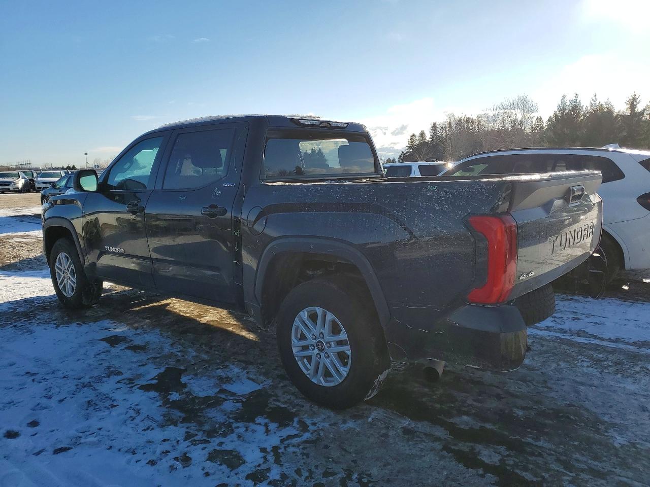 2024 TOYOTA TUNDRA CREWMAX SR photo 4