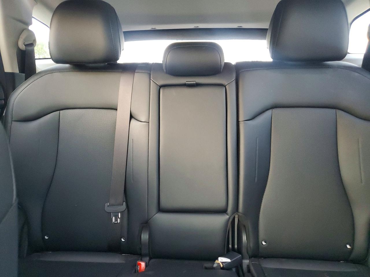 2025 KIA SPORTAGE SX photo 19